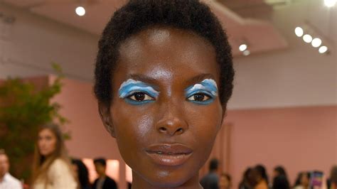 9 New York Fashion Week Makeup Trends To Try Right Now Essence