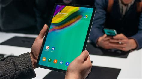 Samsung Galaxy Tab S5e Hands On Review Samsungs New Tablet Is Thinner