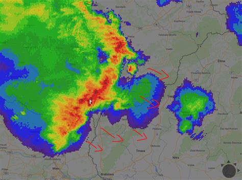 PrÁve Teraz Vstupujú Extrémne Silné Búrky Nad Slovensko Zostaňte