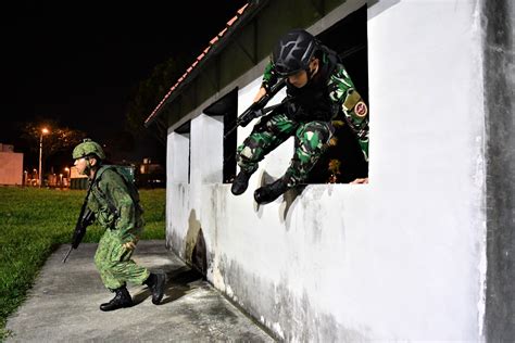 Singapore Indonesian Commandos Showcase Combat Skills In Exercise