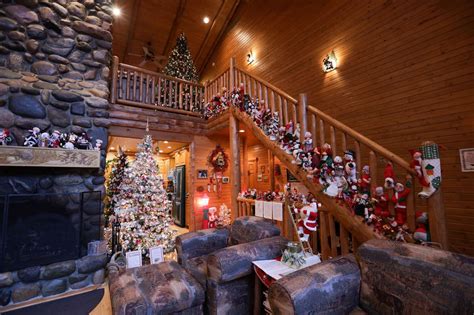 Tour This Giant Michigan Log Home With 220 Christmas Trees 60000