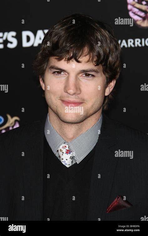 ashton kutcher valentines day world premiere hollywood los angeles ca usa 08 february 2010 stock