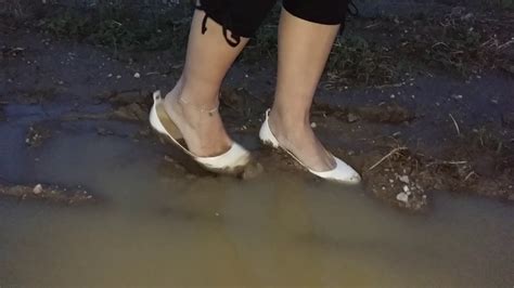 Wrong Shoes In Muddy Country Road3 Youtube