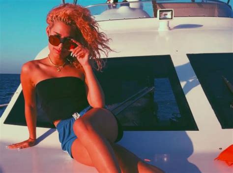 Raye 12 Facts About The Escapism Singer Capital Xtra