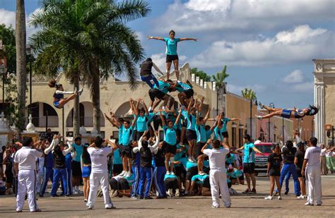 Pir Mides Y Tablas R Tmicas Arrancan Los Aplausos Espectacular