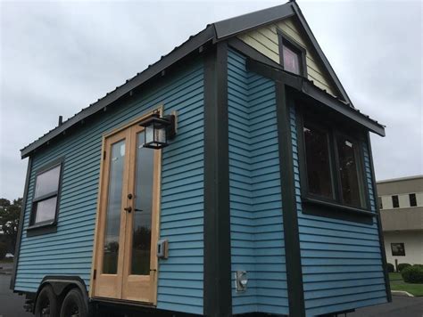 From small cottages to expansive residences, there's a vacation rental perfect enjoy lodging in central oregon in a whole new way. Sweet Pea Tiny House For Sale in Portland, Oregon
