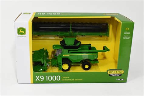 164 John Deere X9 1000 Combine Daltons Farm Toys