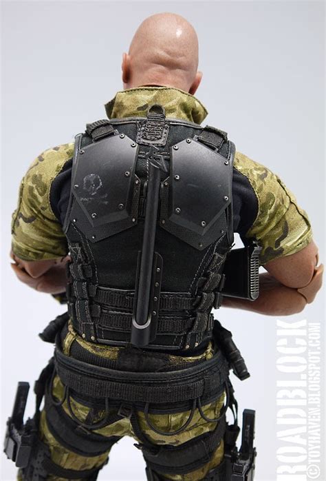 Toyhaven Review Iii Hot Toys G I Joe Retaliation Inch Dwayne Johnson As Roadblock