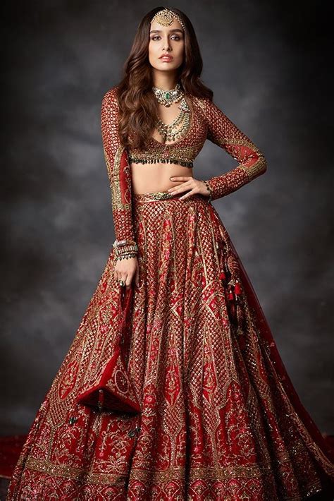 The Best Designer Bridal Lehengas Spotted At India Couture Week 2020 Vogue India