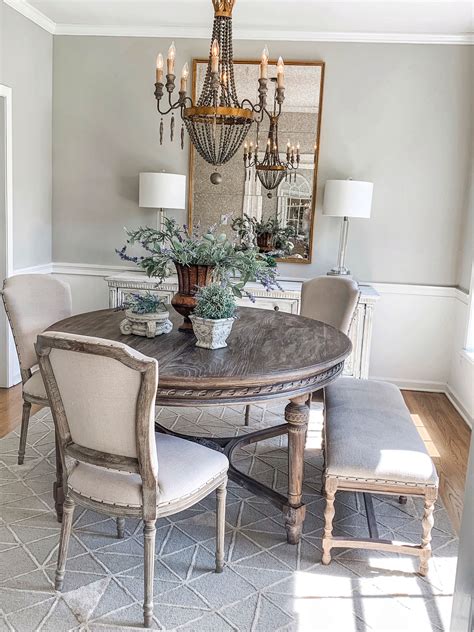 Expand_more vous pourriez abattre le mur de la salle à manger. French Country Dining Room Reveal with Blogger Pamela Dyer ...