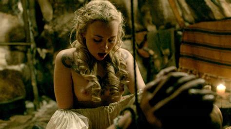 Dagny Backer Johnsen Nude Sex Scene From The Vikings Season 5