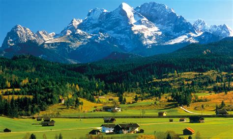 Landet er verdens fjerde største økonomi, og en av eus ledende stormakter. bilferie-tyskland-alpeveien-Alpe_Wettersteingebirge_Foto ...