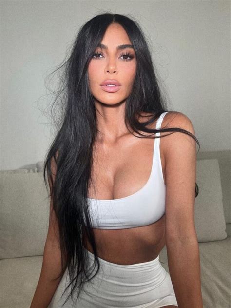 kim kardashian says she prefers sex with the lights off us celebrity times