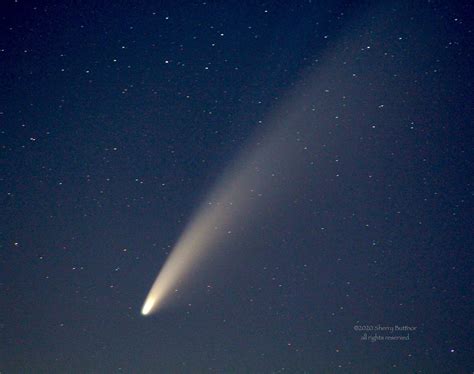 7 stunning captures of the comet neowise from vancouver island photos
