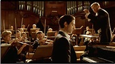 The Pianist (2002) - bluscreens
