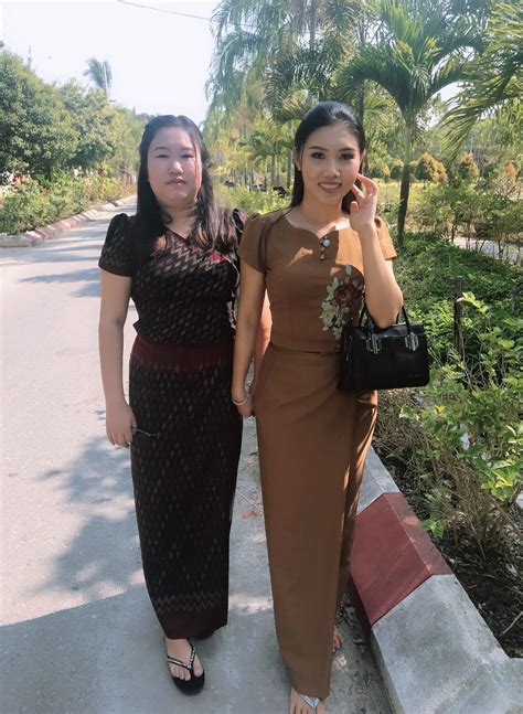 Pin By Thaethae Sheli On Myanmar Traditional Dresses Kecantikan Orang