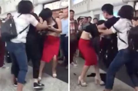 Mistress Stripped By Lovers Wife At Airport Before Hot