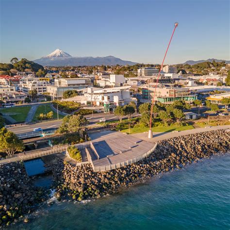 New Plymouth Things To See And Do North Island 100 Pure Nz
