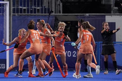 netherlands tops argentina for gold in women s field hockey ap news