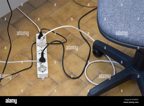 Cables Mess Stock Photos And Cables Mess Stock Images Alamy