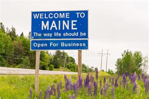 Welcome To Maine Roadside Sign Stock Photo Image Of State Scenic