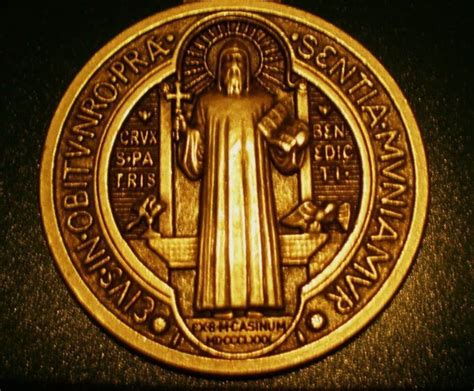 Medalla de San Benito Historia propiedades y mucho más