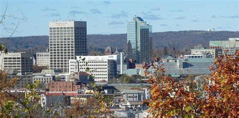 Most of its population of 6.4 million live in the boston metropolitan area. Worcester, Massachusetts - Wikipedia
