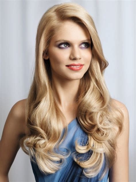 20 Beautiful Hairstyles For Long Hair Step By Step Pictures Snappy Pixels