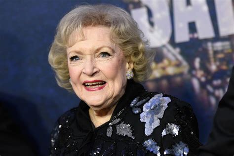 Iconic Actress Betty White Turns 98 Deseret News