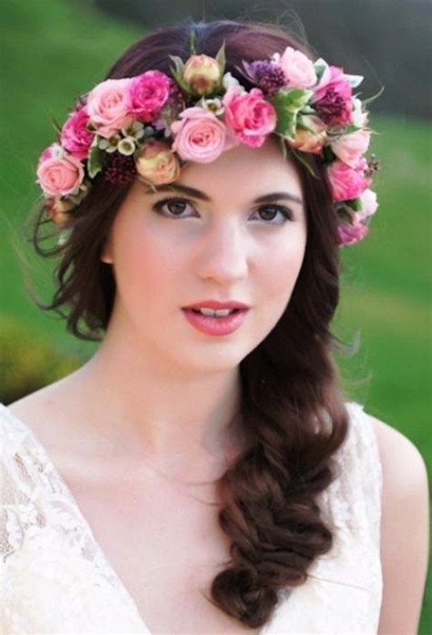 Beautiful Ways To Wear Flowers In Your Hair Arabia Weddings Flowers
