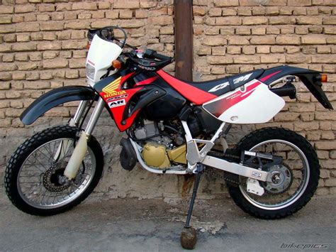 Мотоцикл honda crm 250 ar. Honda CRM 250 AR | Enduro