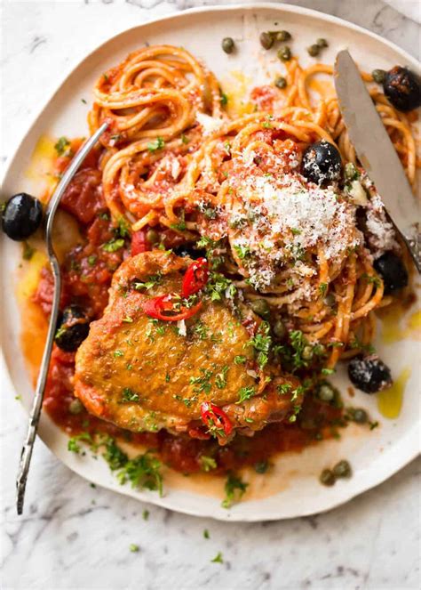 .chicken dishes with pasta, pasta with chicken and cream sauce, italian chicken crockpot, italian dishes with tomatoes, easy chicken recipes, slow place cubed chicken in slow cooker and sprinkle with water and dry italian salad dressing. Spicy Italian Chicken Casserole | RecipeTin Eats