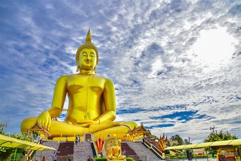 The 10 Most Gorgeous Buddha Statues In Thailand
