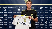 OFFICIAL: Leeds United completes the signing of Leo Hjelde