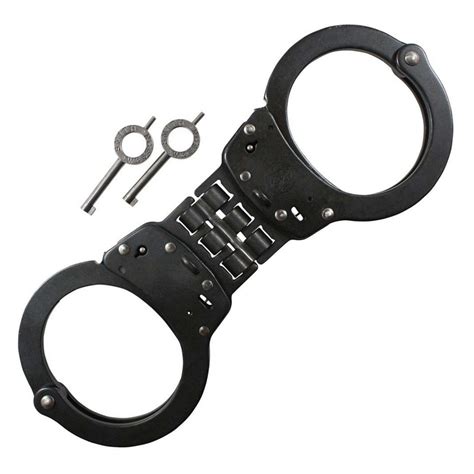 The hinge also makes these handcuffs stronger, and it would take someone on a stimulant drug to break chained cuffs, but your arrestee isn't escaping hinged cuffs. Smith & Wesson Blue Hinged Handcuffs Model 300 | Zahal