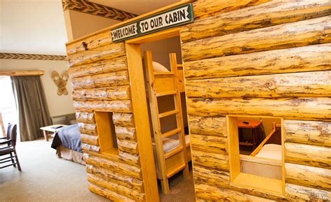These floating cabins near cincinnati are the ultimate place to stay overnight this summer. KidCabin® Suite at Great Wolf Lodge Cincinnati/Mason ...