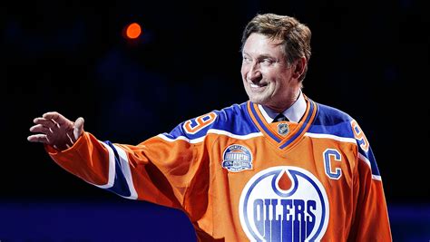 Gretzky Returns To Nhl Fold As Official Ambassador Of Centennial