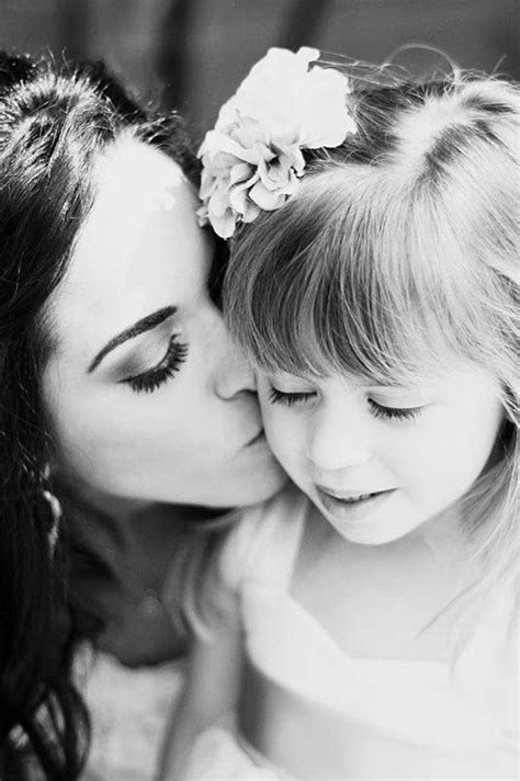 Mother And Daughter Photography Ideas Everafterguide Mommy Daughter