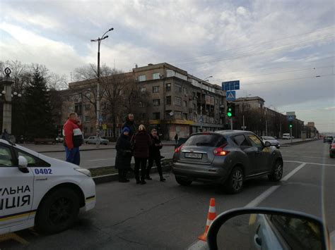 В полиции при этом сообщили о возбуждении уголовного дела по факту аварии на химзаводе. В Запорожье очередная авария на проспекте Соборном — «IPnews»