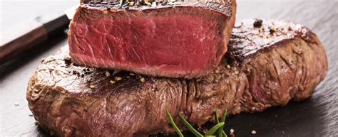 La grigliata di carne non è solo un piatto succulento da preparare ma un momento di condivisione con amici e parenti all'aria aperta! Bistecca fiorentina: top 10 di Firenze | Agrodolce