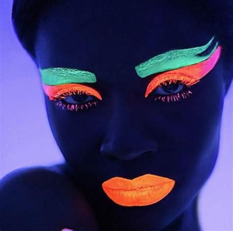 11 glow in the dark makeup looks that will totally mesmerize you