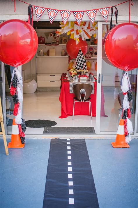 Karas Party Ideas Race Car Themed Birthday Party Via Karas Party