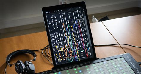 Novation's groovebox is an app which caters to both the beginner and more advanced music producer. 10 Best iPad Synth Apps for iOS Music Production (Updated ...