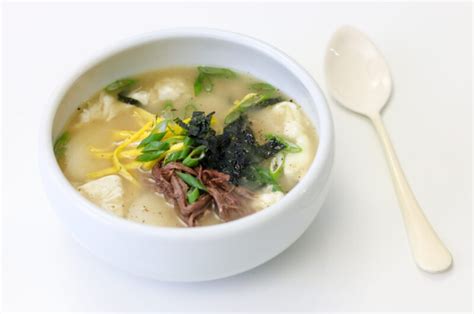 Korean Rice Cake Soup 떡국 Tteokguk Recipesxp