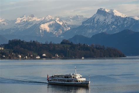 Lake Lucerne Cruises Travel Guidebook Must Visit Attractions In