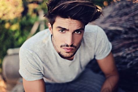 Mariano Di Vaio Gay Tranquille è Una Bufala Bigodino