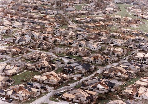 Hurricane Andrew 25 Years Later Driving Through The Destruction Wlrn