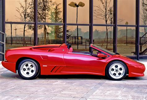 1995 Lamborghini Diablo Vt Roadster Price And Specifications