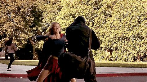 13 ferocious fights from 2015 supergirl fight scenes supergirl tv girl fights book show bing