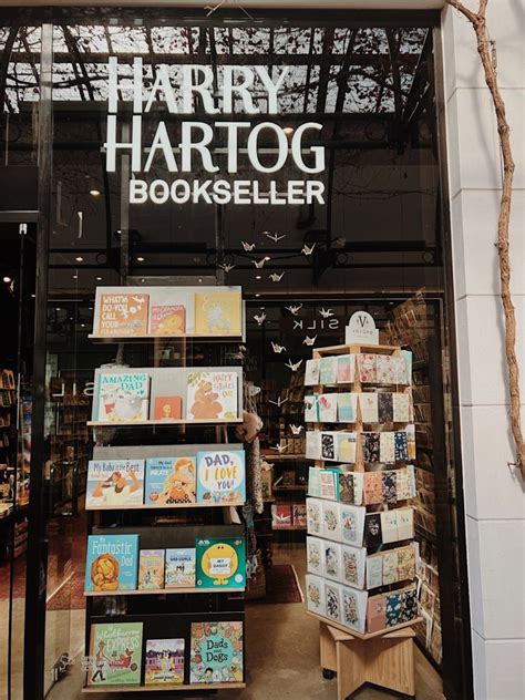 Harry Hartog Bookseller Burnside Village
